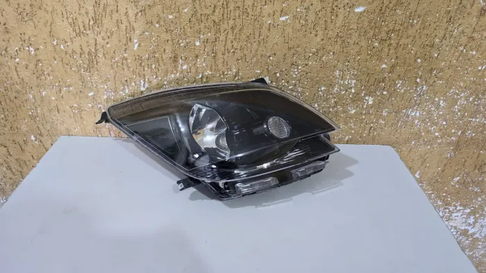 Farol direito Cobalt 2011/2012/2013/2014/2015