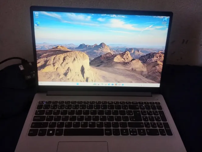 Notebook Lenovo tela 15.6 
