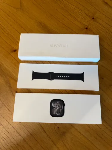 Apple Watch 11 46mm Jet black (Lacrado)