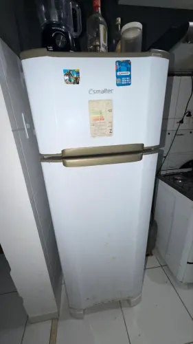 Geladeira usada