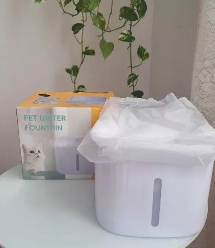 Bebedouro Elétrico Fonte para Cães e Gatos - Novo, Nunca Usado