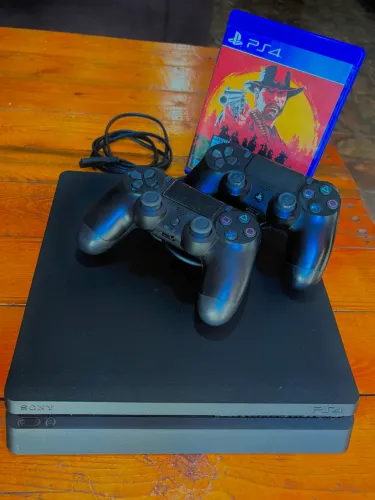 Ps4 em ótimas condições