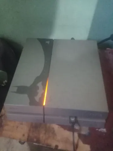 Ps4 com 16 jogos