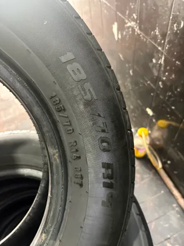 Pneu 185/70/14