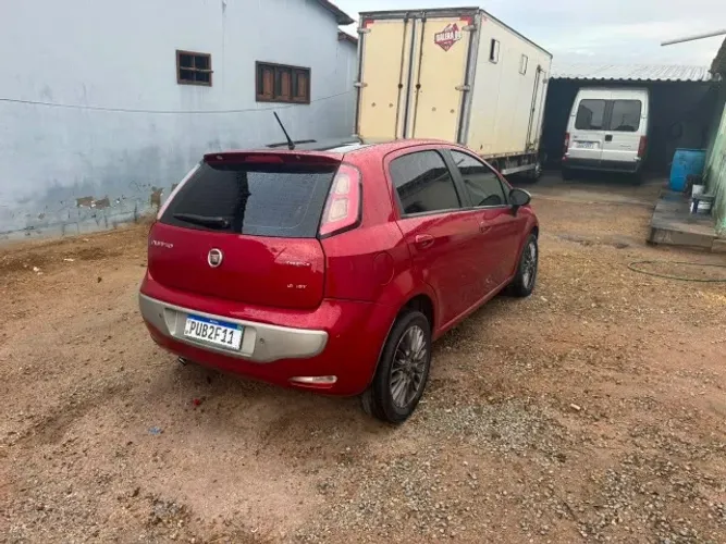 Fiat Punto Essence 1.6 Flex 16V 5P 2015