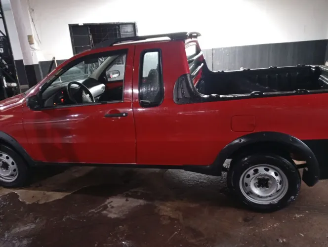 Fiat Strada 1.4 MPI Fire Flex 8V CE 2011