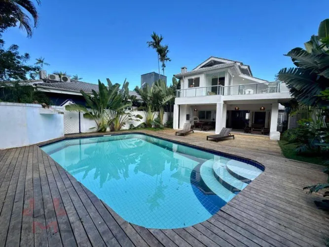 Casa com 3 dormitórios à venda, 320 m² por R$ 5.900.000,00 - Riviera Módulo 21 - Bertioga/