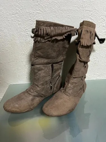 Bota tamanho  36/36