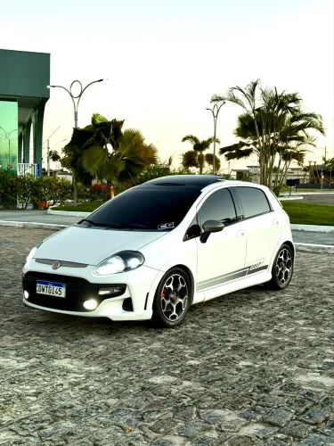 Fiat Punto T-jet 1.4 16V Turbo 5P 2014