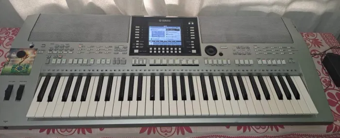 Teclado Yamaha PSR S 910 Arranjador 