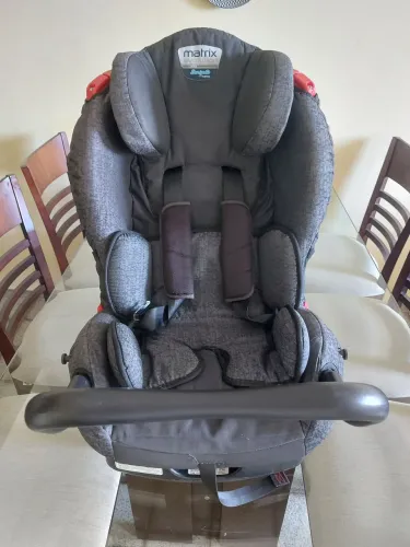 Cadeirinha Burigotto Matrix Evolution até 25 kg - Excelente Estado