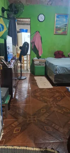 VENDE-SE ESTA CASA DE 2 CÔMODO BEM LOCALIZADA POR 35 ,000,0MIL