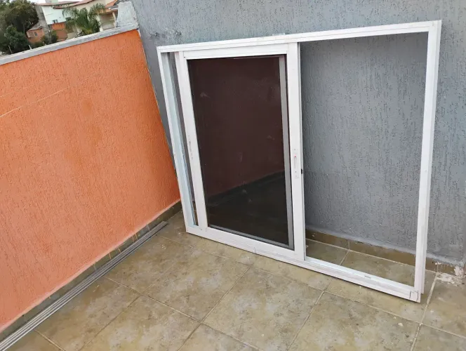 Janela de correr branco 1.42 x1.17