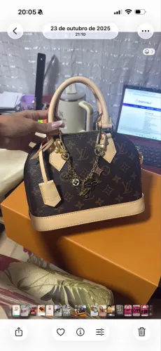 Bolsa Louis Vuitton alma bb