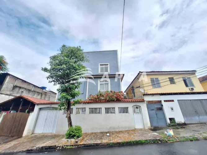 ÓTIMA CASA DE FUNDOS, PINTURA NOVA, AMBIENTE SILENCIOSO, SALA, 1 QUARTO , BANHEIRO, COZINH