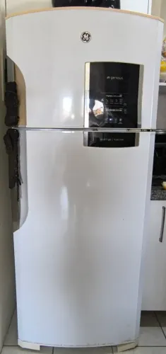Geladeira GE Ingenious Frost Free 465l