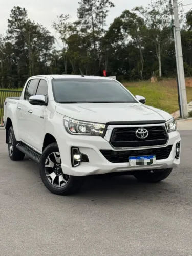 Toyota Hilux CD SRX 4X4 2.8 TDI 16V Diesel Aut. 2019