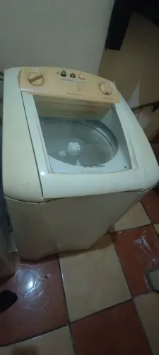 Máquina de lavar Electrolux | com defeito