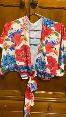 Cropped estampado