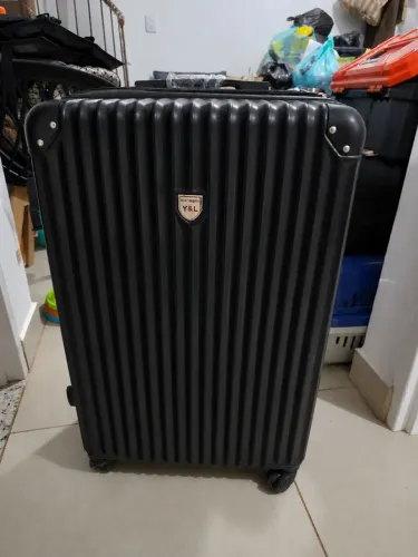 Vende se mala 27kg, nova , Nunca usada.