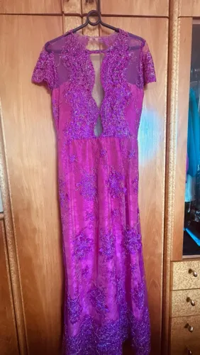 Vestido pink de renda e tafetá 44