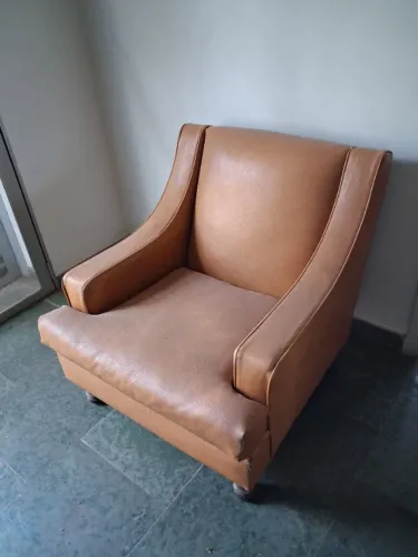 Poltrona Antiga Década de 60