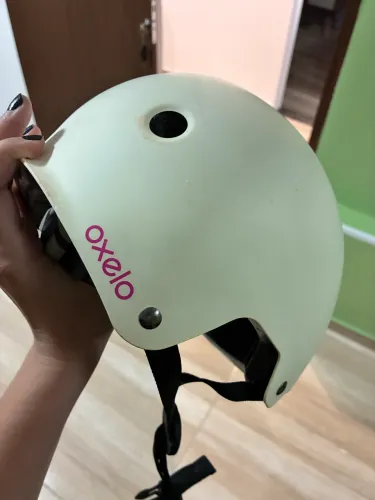 Capacete Oxelo - para adultos e adolescentes - Tam 55-58cm