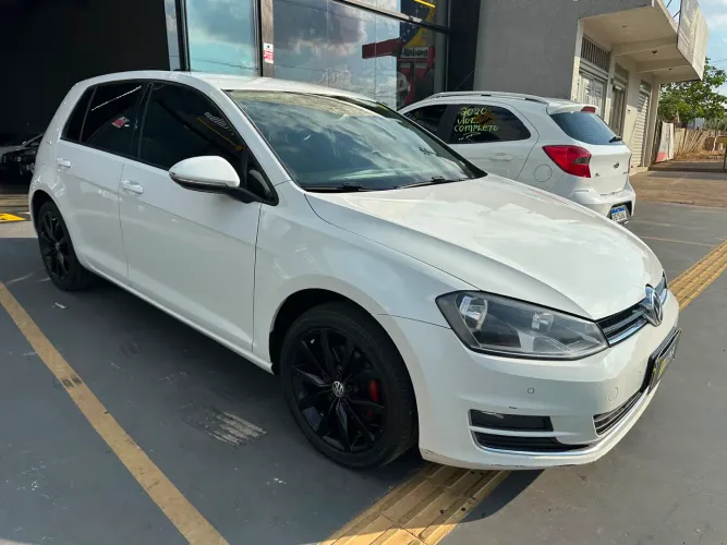 Volkswagen Golf Highline 1.4 TSI 140cv Aut. 2014