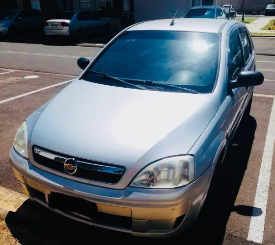 Chevrolet Corsa Hat. Maxx 1.4 8V Econoflex 5P 2012