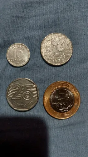 4 unidades de moedas antigas brasileiras