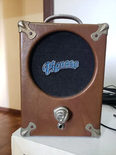 Amplificador para blues Pignose vintage (de mesa, para guitarra, com pilha ou fonte, mini)