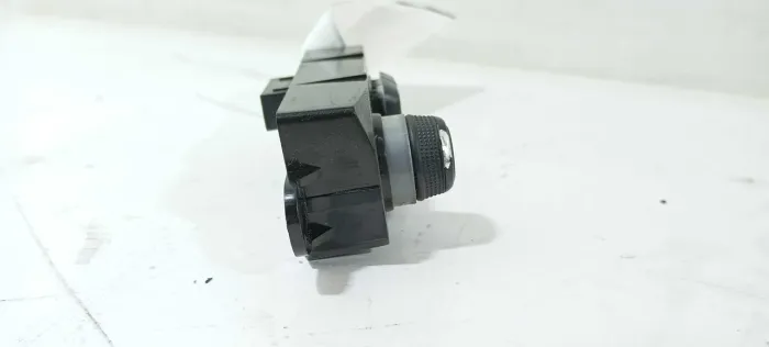 Botão Multimídia Gm Onix Active 1.4 2018 42342514