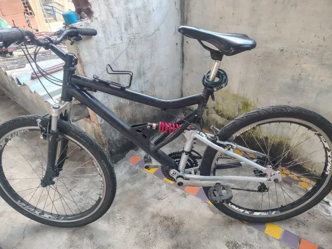 Bicicleta Caloi aro 26 