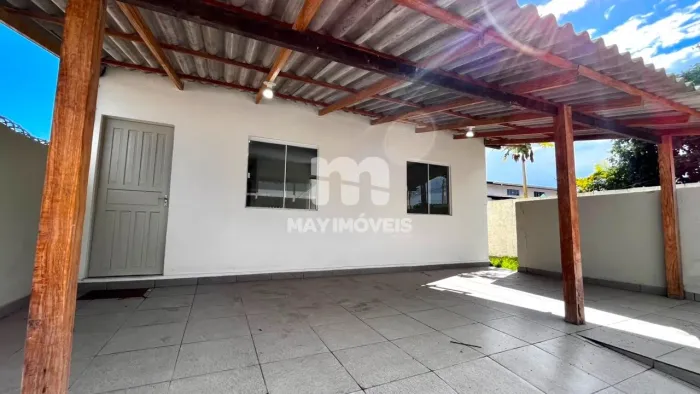 Casa sozinha no terreno com 2 dormitórios no Cidade Nova em Itajaí