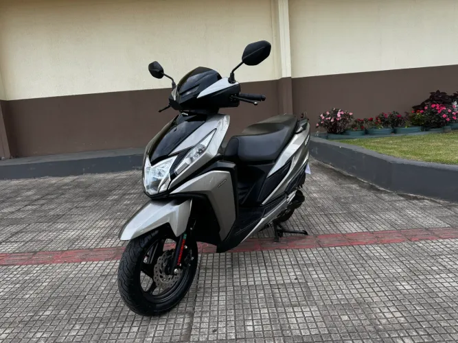 Vendo Honda Elite 125 , Sem detalhes . 