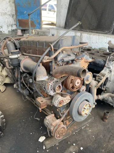 Motor Cummins Cursor 8 6cc