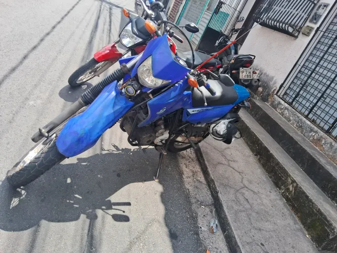 Moto Yamaha XTZ Lander 250