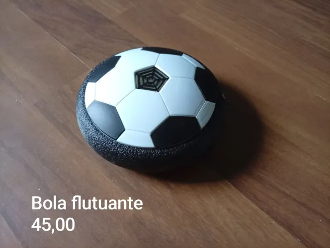 Bola flutuante