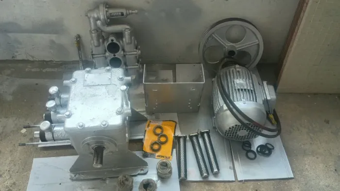 Vendo bomba alta pressão WEG