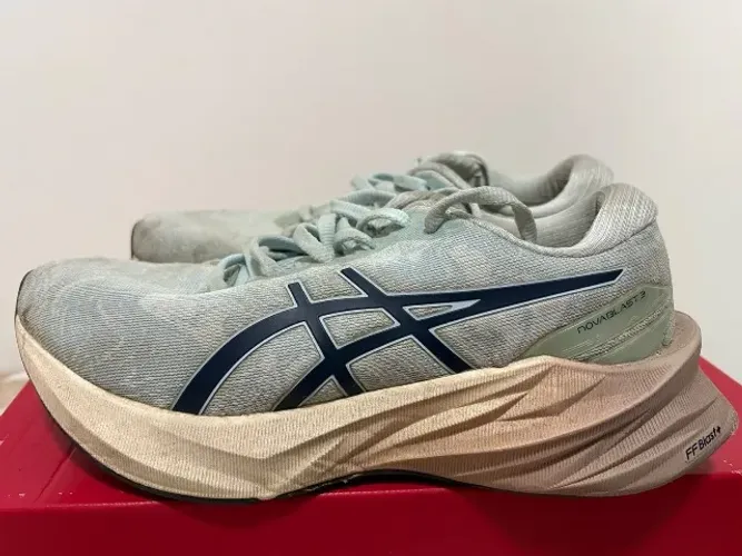 Tênis Asics Corrida