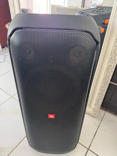JBL PartyBox com 2 Microfones Sem Fio Originais - Excelente Estado