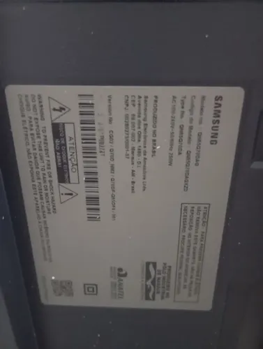 Tvs com defeito e funcionando