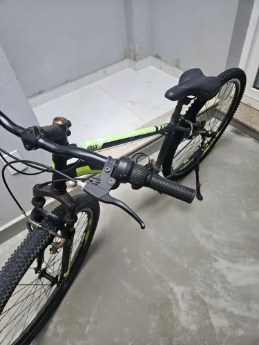 Bike caloi pneu traseiro novo