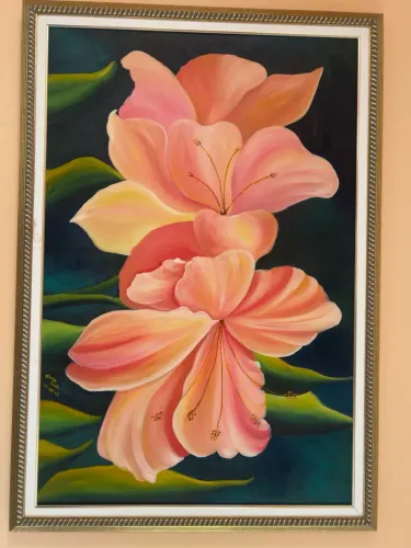 Quadro das flores rosas (com moldura dourada e assinatura "Ester Belém 01-12")