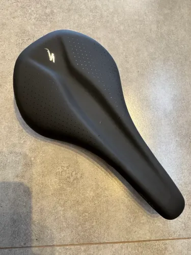 Selim Specialized 143mm