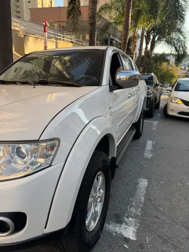 Mitsubishi L200 Triton HPE 3.2 CD TB Int.diesel AUT 2012