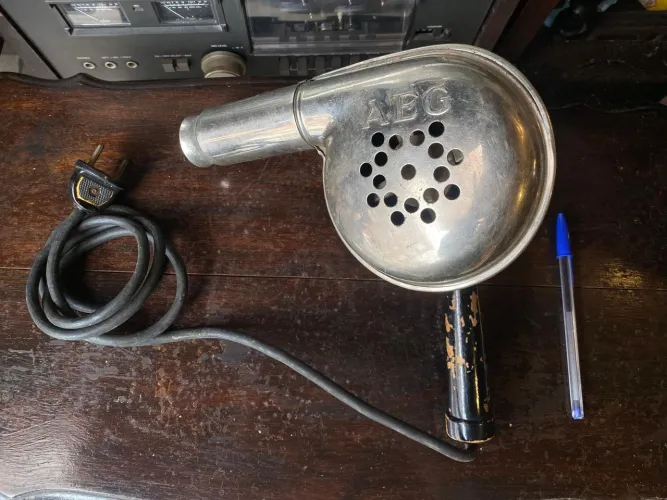 Secador de cabelo antigo AEG Radiopur Alemão 1920 (ref:388)