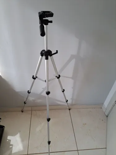 Tripé Vídeo com cabeça hidráulica 1,15Cm