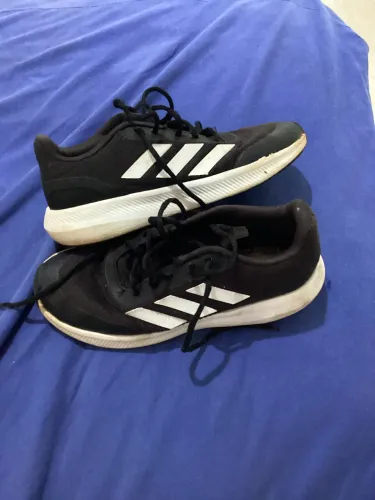 Adidas infantil 35