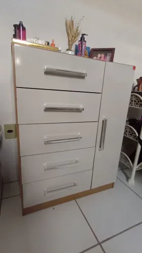 Vendo Cômoda